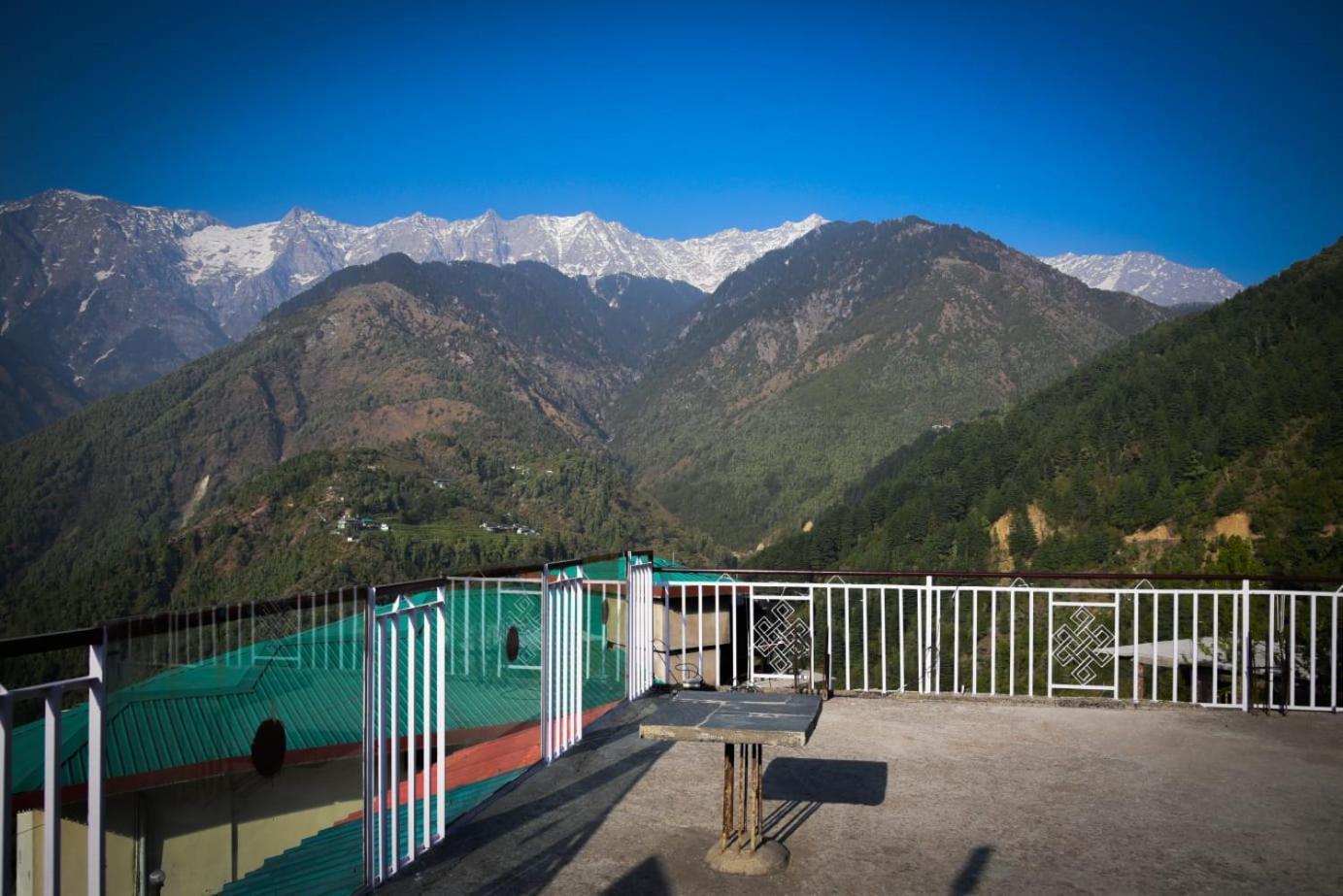 Dragon I Resorts Naddi Luaran gambar